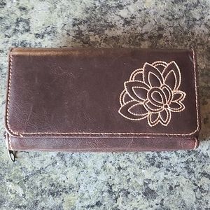 FREE WITH ANY PURCHASE WALLET